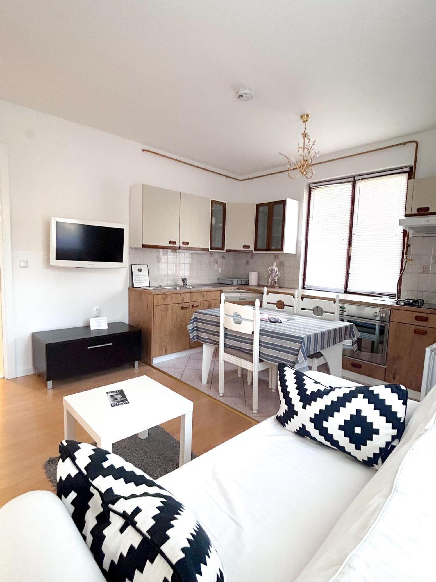 Apartments Diva SJJ Eksteriør billede